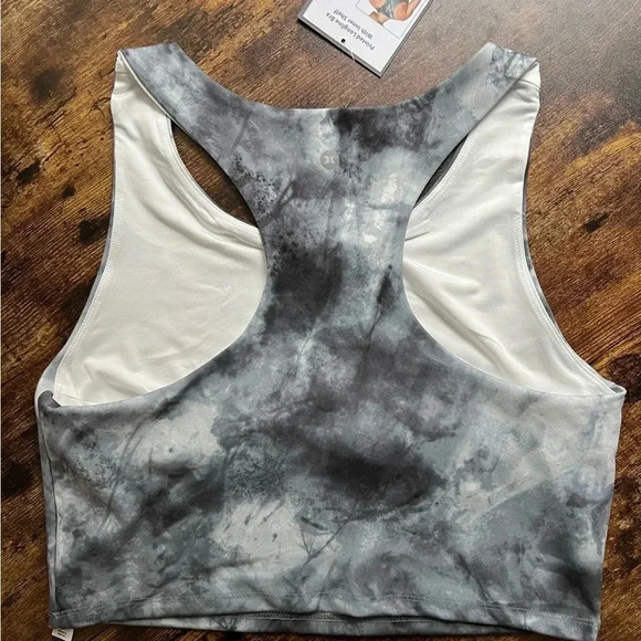 RBX womens crop exercise top. Ice Flowers. Size: L - Picture 10 of 11